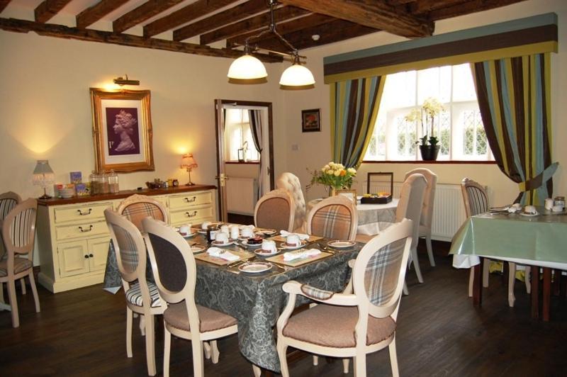 לינה וארוחת בוקר נורוויץ'' Catton Old Hall מראה חיצוני תמונה